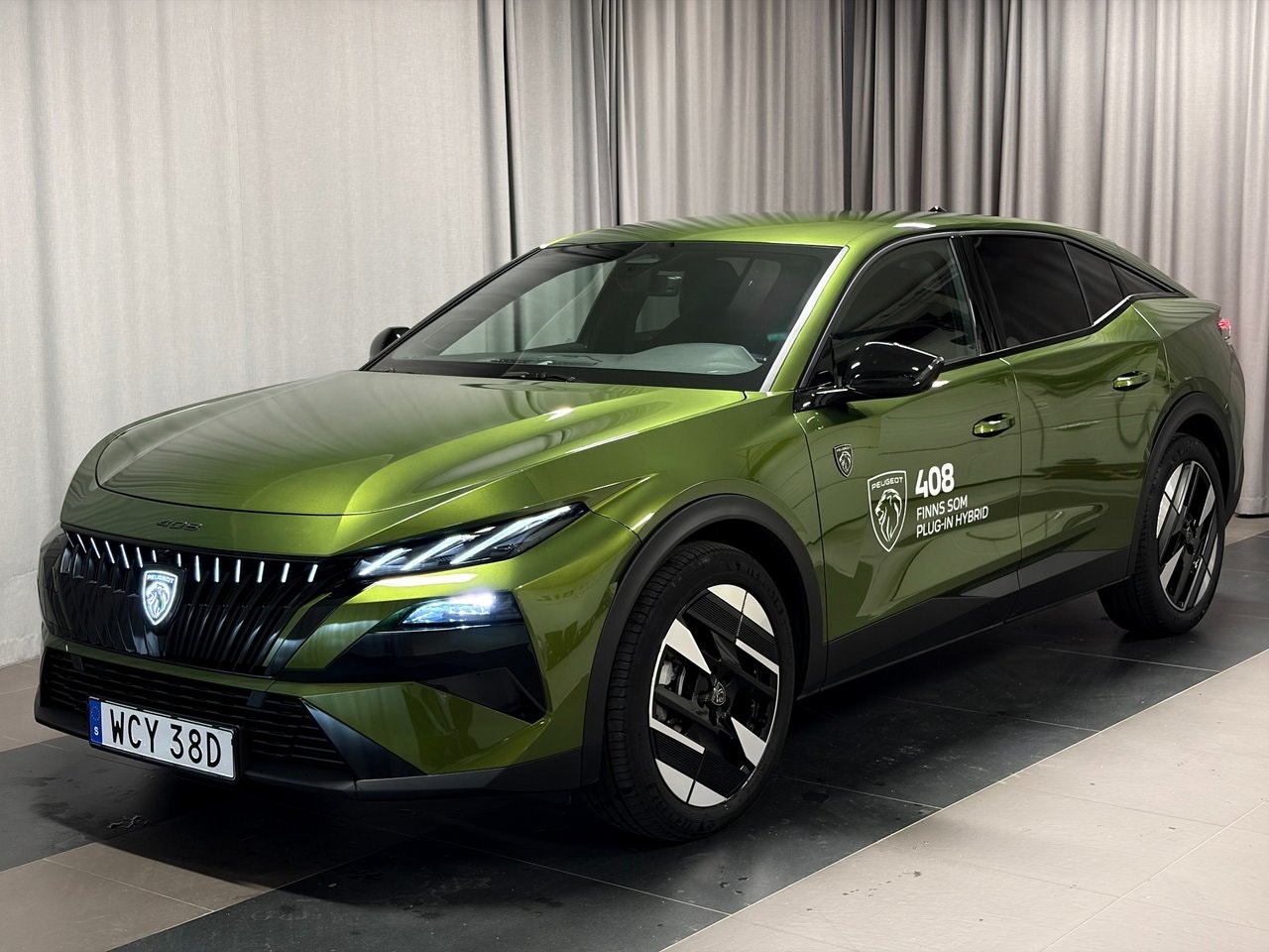 Peugeot 408