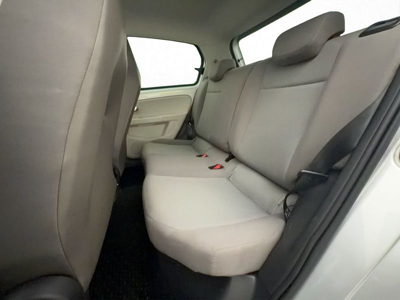 Volkswagen E-UP bild 25