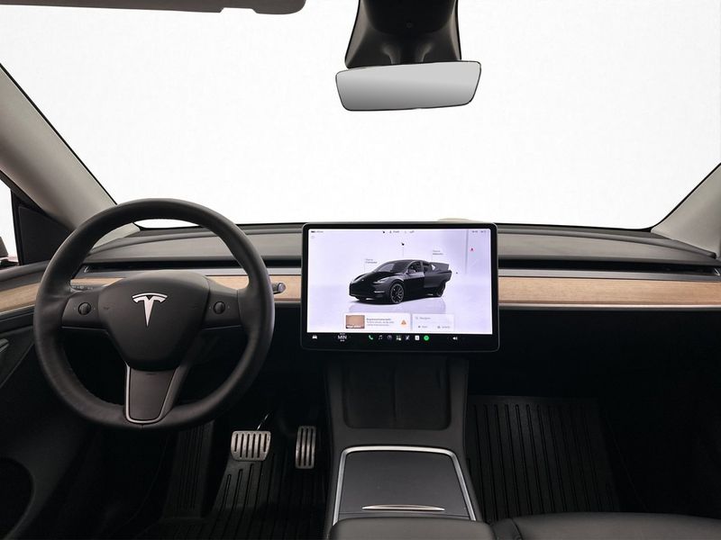 Tesla Model Y bild 16