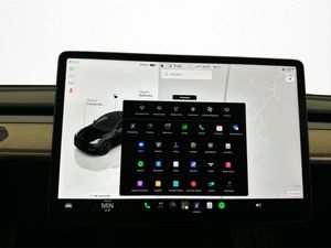 Tesla Model Y bild 23