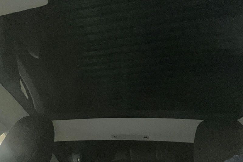 Tesla Model 3 bild 15