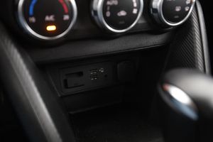 Mazda 2 bild 26