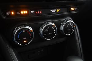 Mazda 2 bild 25