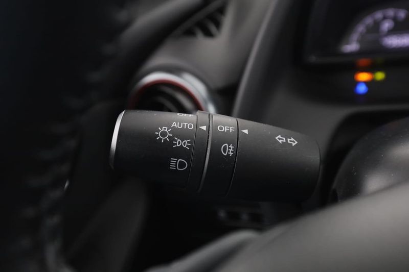 Mazda 2 bild 32