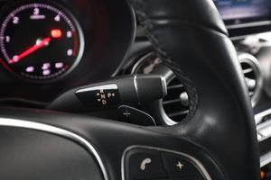 Mercedes GLC220 bild 32