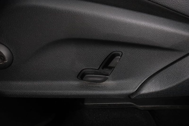 Mercedes GLC220 bild 36