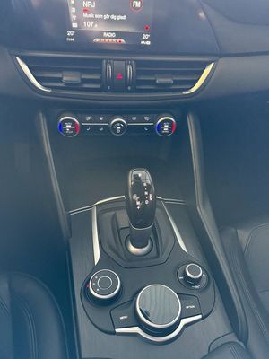 Alfa Romeo Giulia bild 11