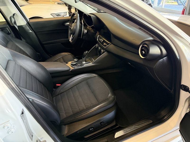 Alfa Romeo Giulia bild 9
