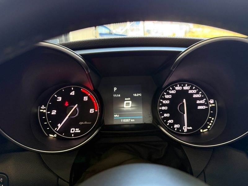 Alfa Romeo Giulia bild 10