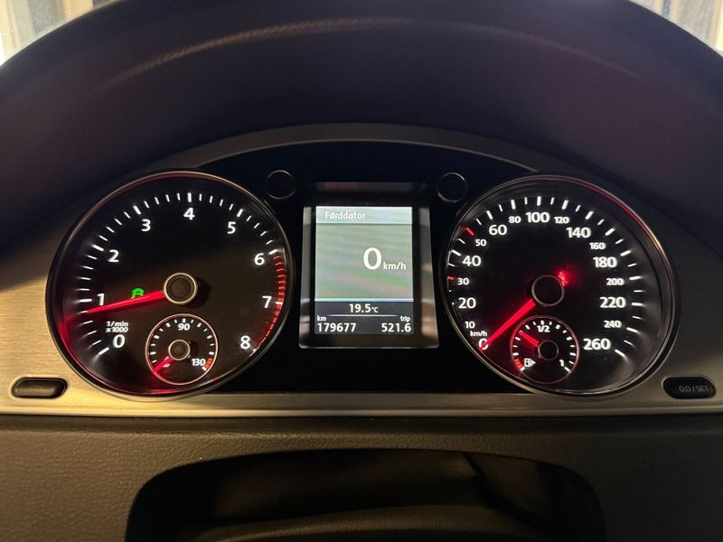 Volkswagen Passat bild 14