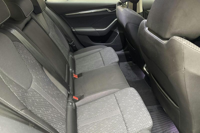 Skoda Octavia bild 8