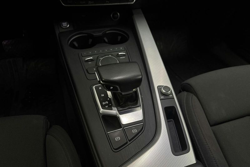 Audi A4 bild 14