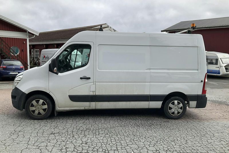 Nissan NV400 bild 2