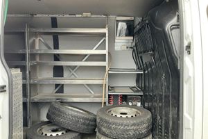 Nissan NV400 bild 7