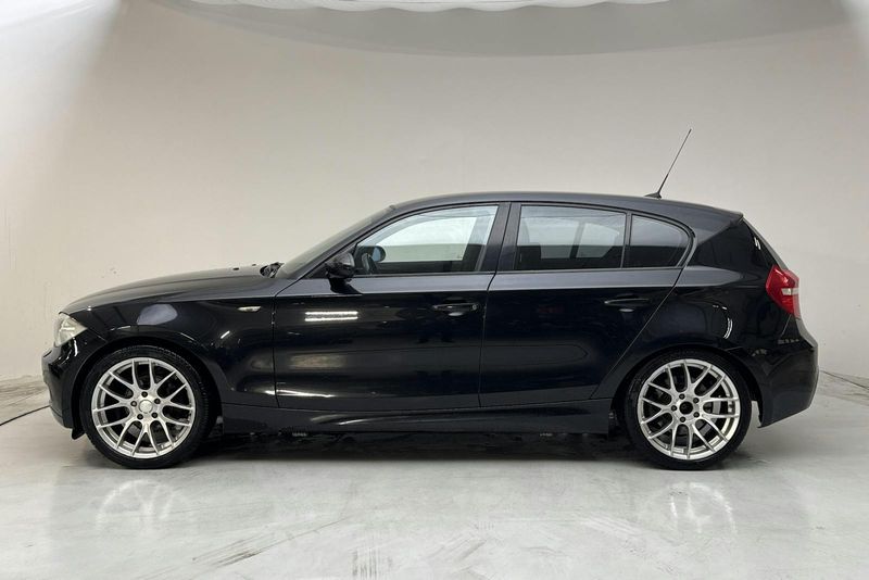 BMW 118 bild 2