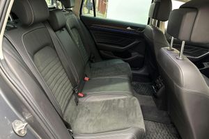 Volkswagen Passat bild 8