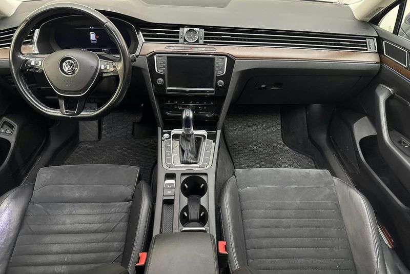 Volkswagen Passat bild 6