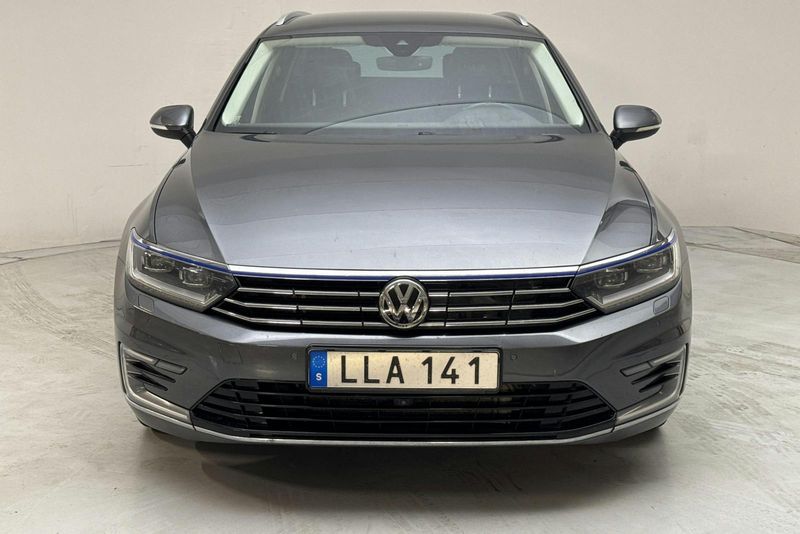 Volkswagen Passat bild 4