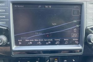 Volkswagen Passat bild 11