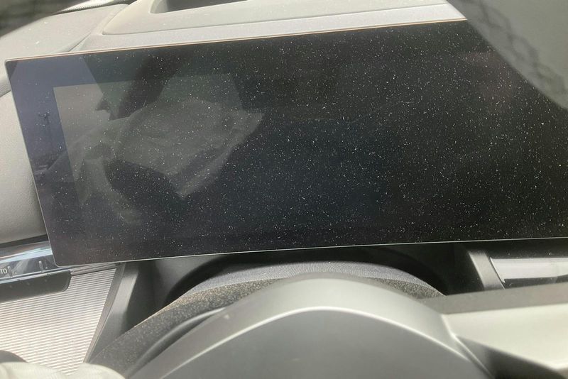BMW i5 bild 10