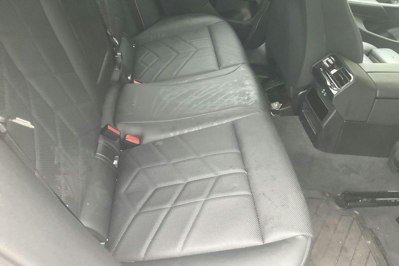 BMW i5 bild 9