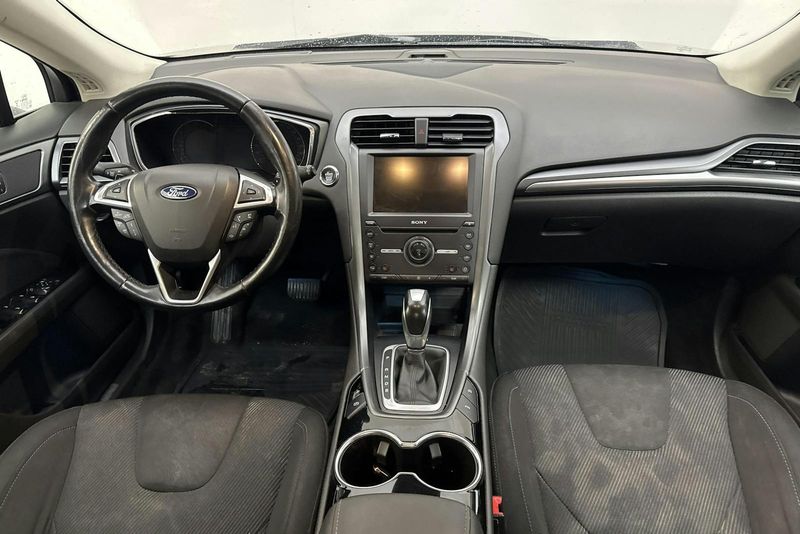 Ford Mondeo bild 6