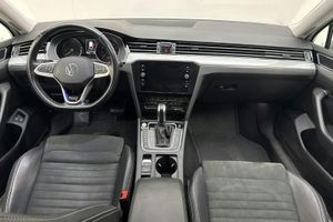 Volkswagen Passat bild 6