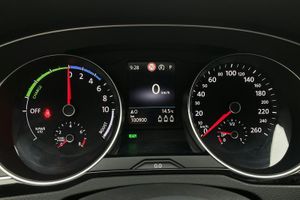 Volkswagen Passat bild 10