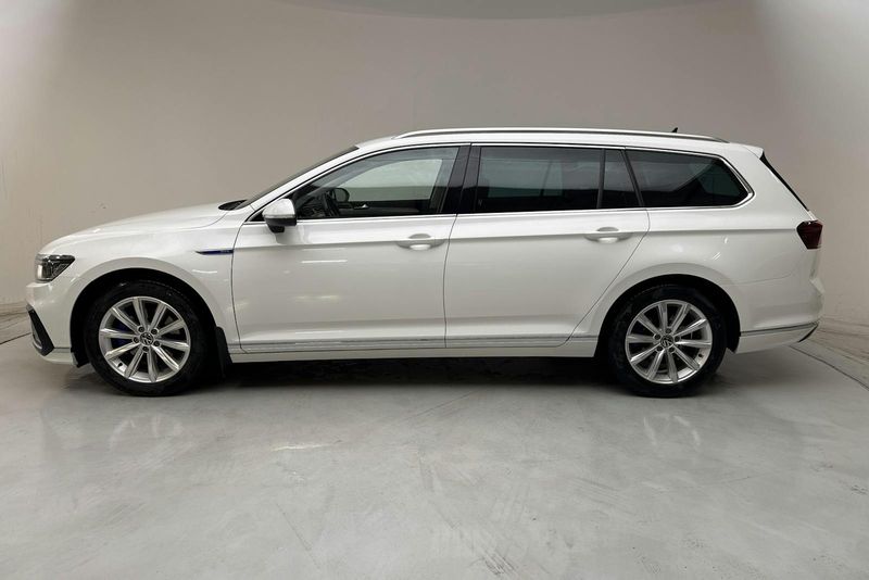 Volkswagen Passat bild 2