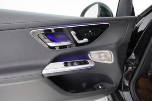 Mercedes GLC300 bild 18