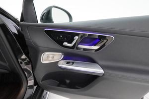Mercedes GLC300 bild 29