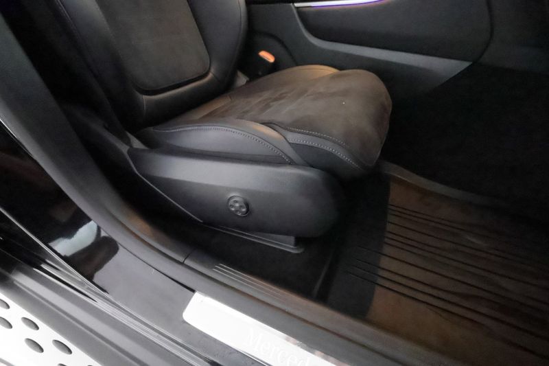 Mercedes GLC300 bild 30