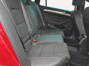 Volkswagen Passat bild 13