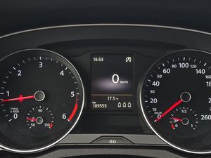Volkswagen Passat bild 18