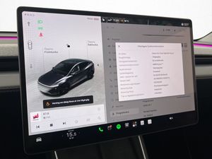 Tesla Model Y bild 28