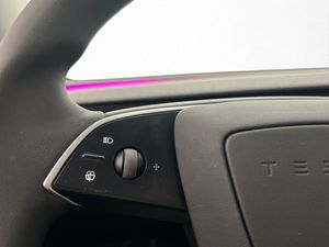 Tesla Model Y bild 20