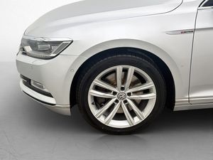 Volkswagen Passat bild 10