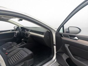 Volkswagen Passat bild 15