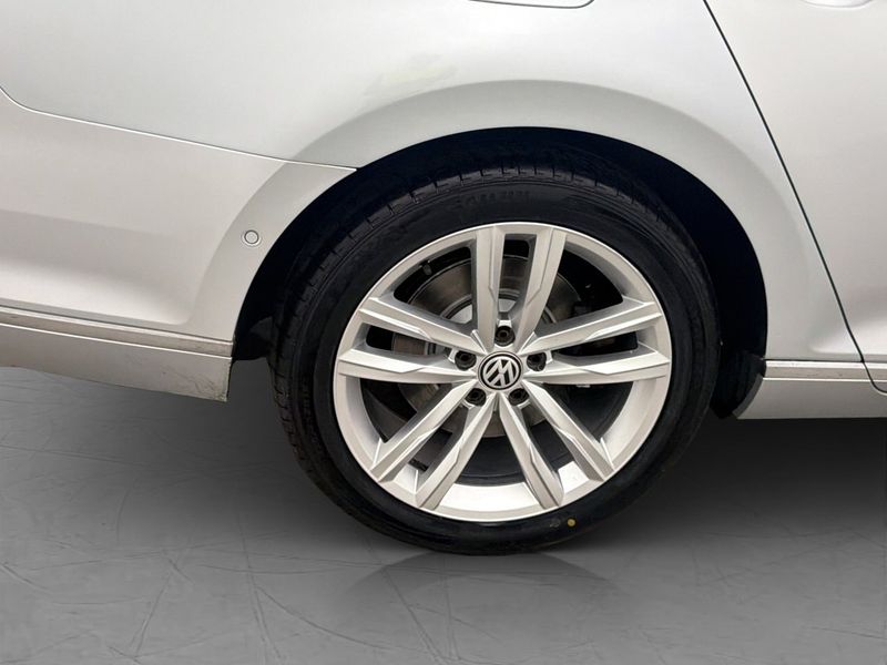Volkswagen Passat bild 12