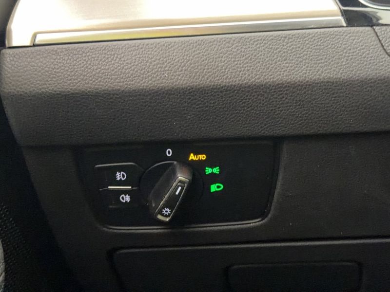Volkswagen Passat bild 32