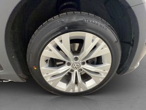 Volkswagen Passat bild 13