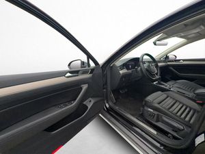 Volkswagen Passat bild 23