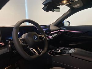 BMW i5 bild 7