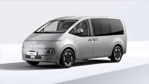 Hyundai Staria bild 1