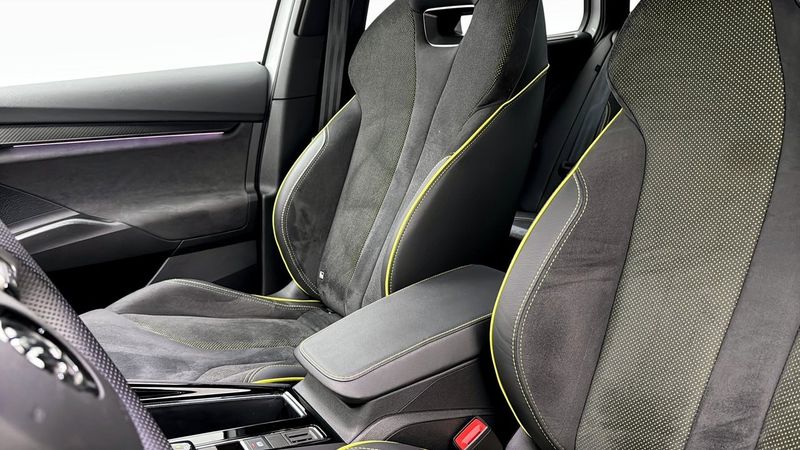 Skoda Enyaq bild 8