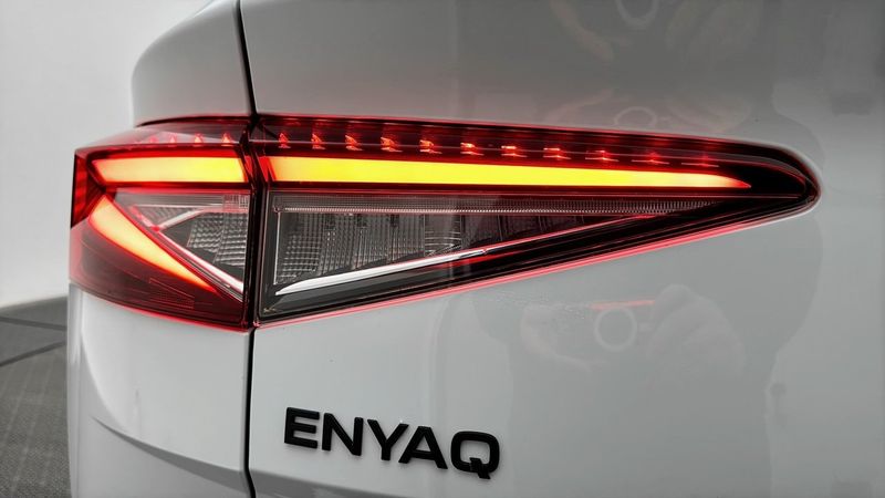 Skoda Enyaq bild 21