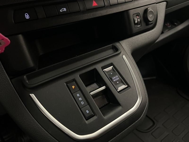 Opel Vivaro bild 22
