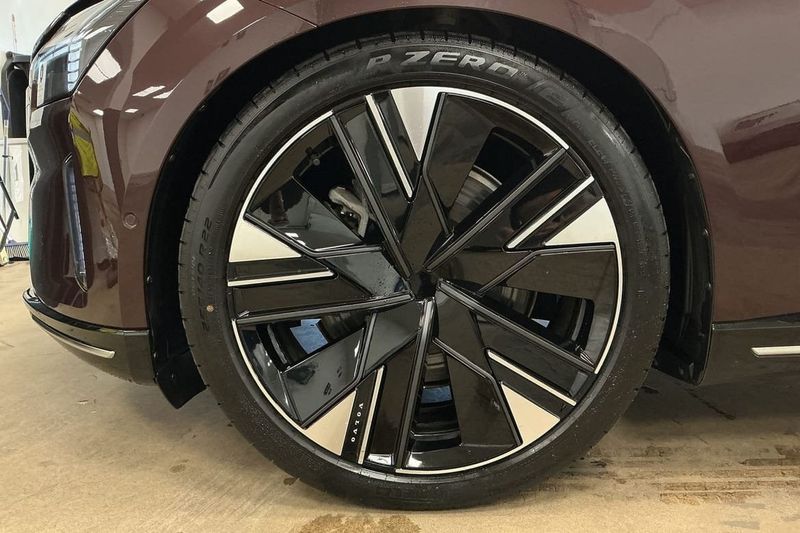 Volvo ES90 bild 18
