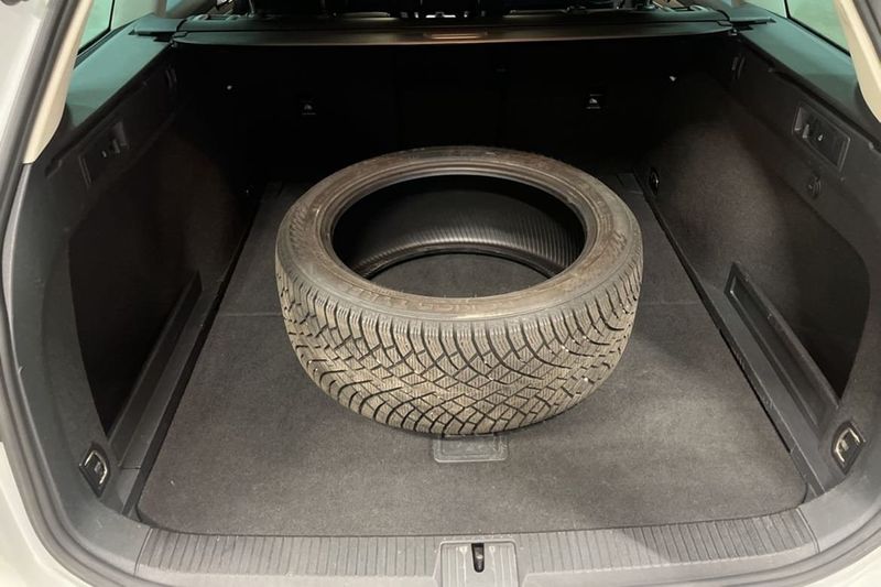 Volkswagen Passat bild 24