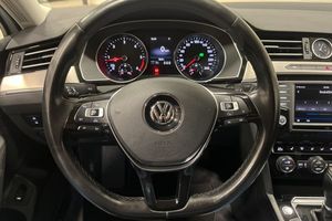 Volkswagen Passat bild 17